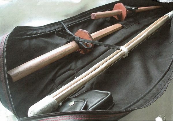 竹刀袋は竹刀と木刀が一緒に収納できるのが便利！！国産フルオーダー品サムネイル